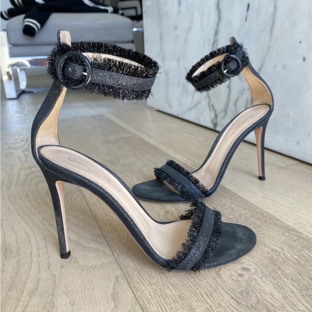 Gianvito Rossi Portofino Sandal Heels Size 38